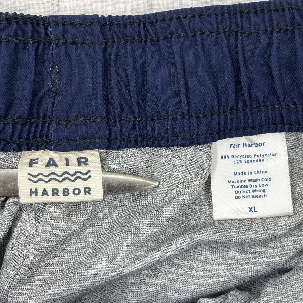 Fair Harbor Mens XL Navy Blue Palm Leaf BreezeKnit Board Shorts Swim Trunks